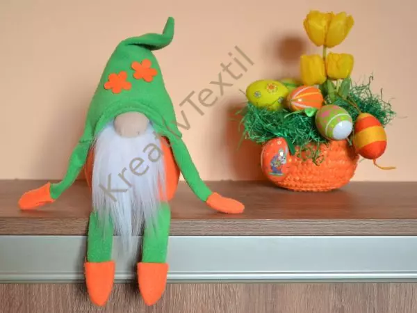 Zöld-narancs tavaszi fiú manó lábakkal